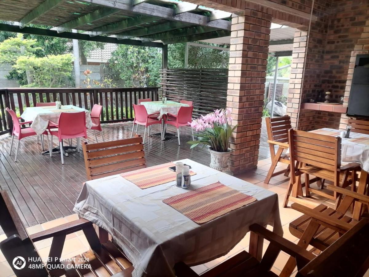 Duneside Guest House Richards Bay Exterior foto